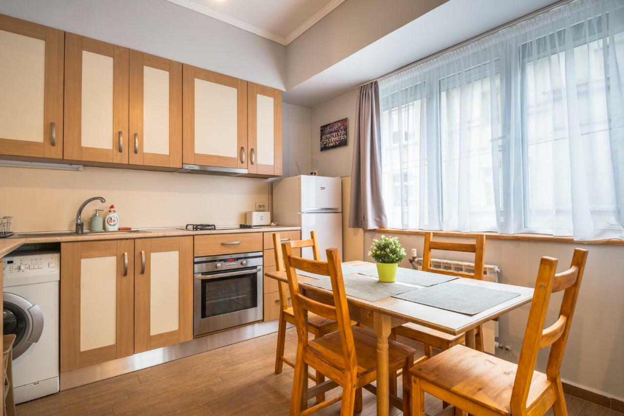 5Th Avenue Sofia Two Bedroom, Two Bathroom, Positano Street Suite By Flat Mаnager Exterior photo